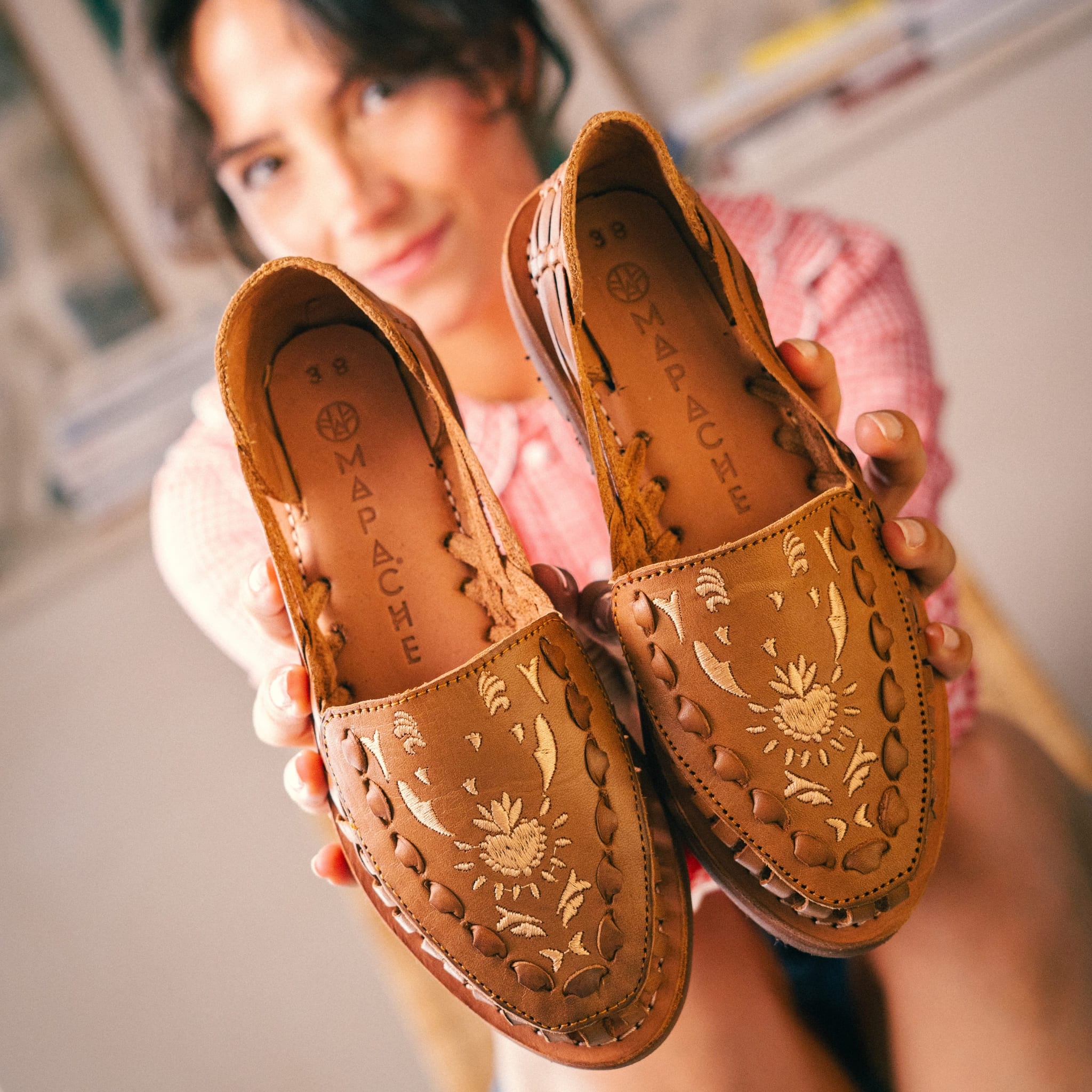 Nora Noisette - Huarache Mapache