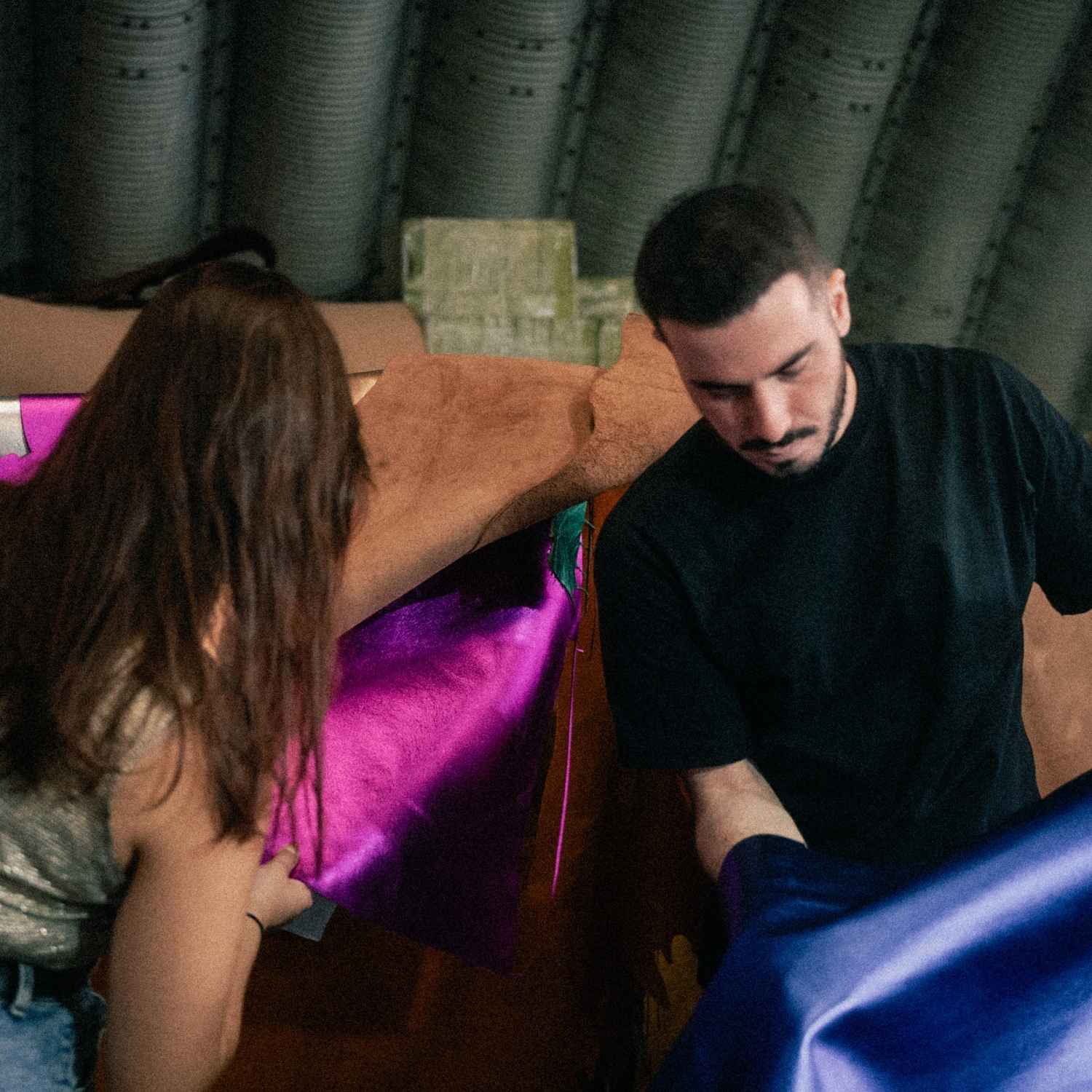 Une petite équipe basée à Clermont-Ferrand - Claire et Jonathan dans ateliers au Mexique