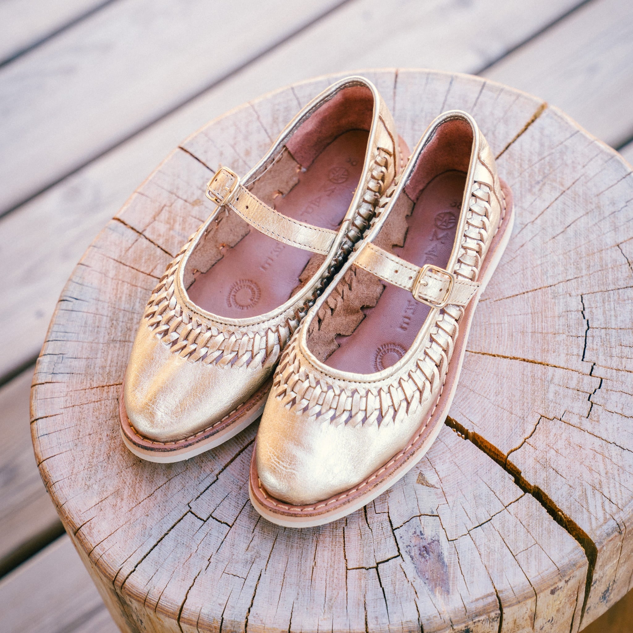 Sofia Champagne - Huarache Mapache 